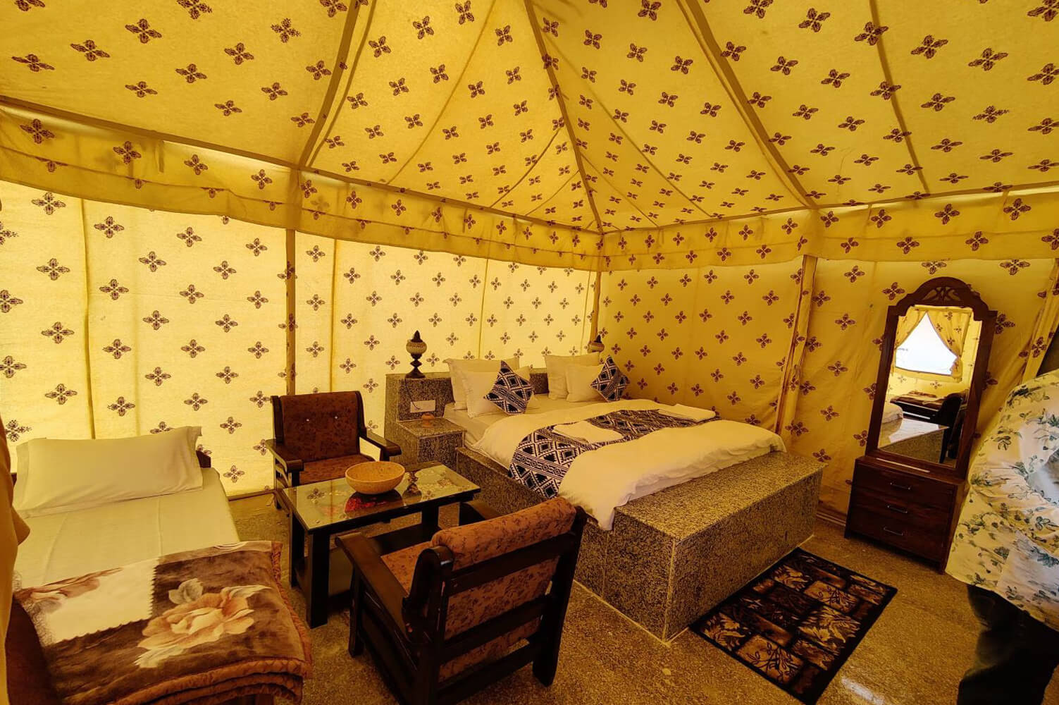 luxury camp jaisalmer